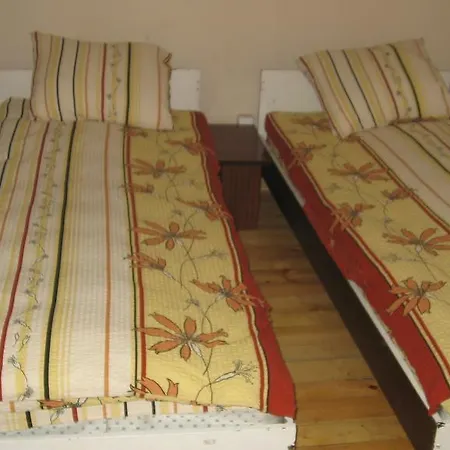Nyaraló Ligatnes Zemturi Augšlīgatne